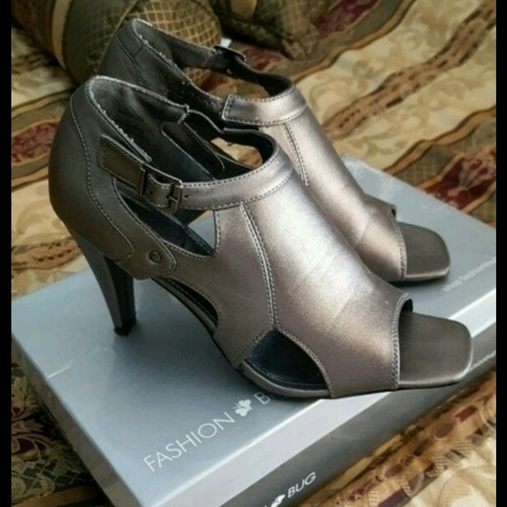 Metallic cut out open toe heels